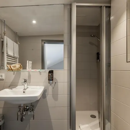 Serways Rhynern-sued فندق *